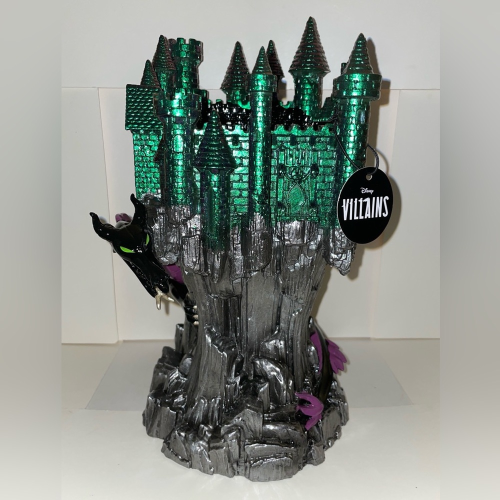Bath & Body Works Disney Villains Maleficent Castle Pedestal Candle Holder New